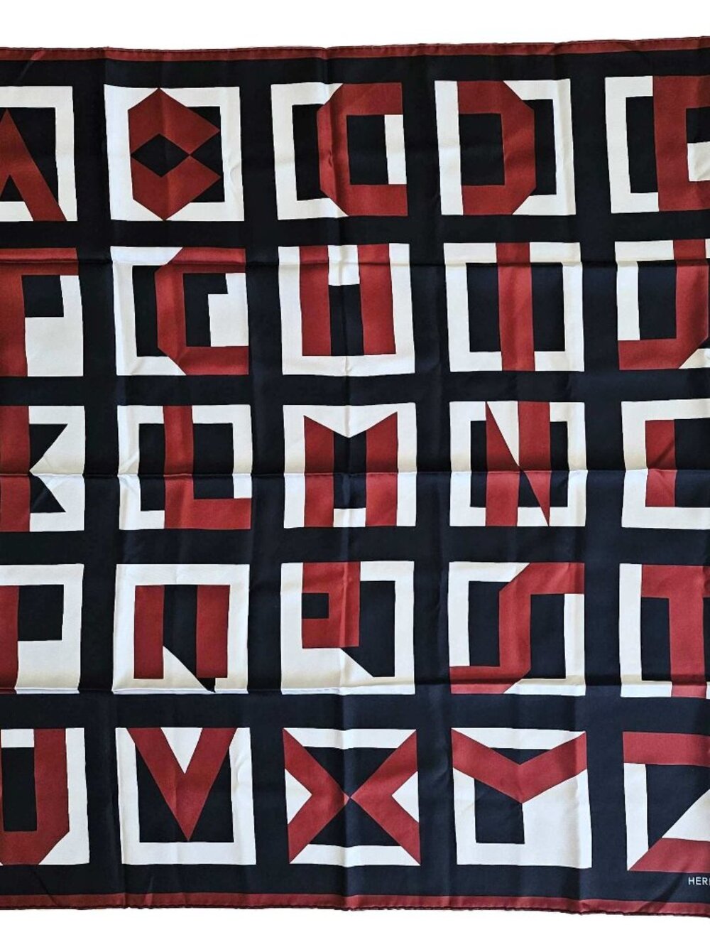 HERMES LETTRES AU CARRE 90 SILK SCARF
